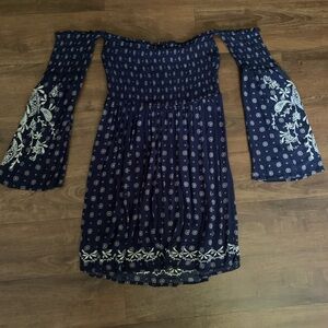 NWOT Xhilaration Blue Floral Off The Shoulder Wide Flare Sleeves Short Dress Med